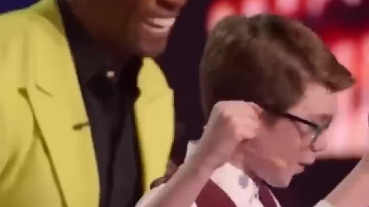 Simon Cowell Gets ROASTED! America's Got Talent #shorts