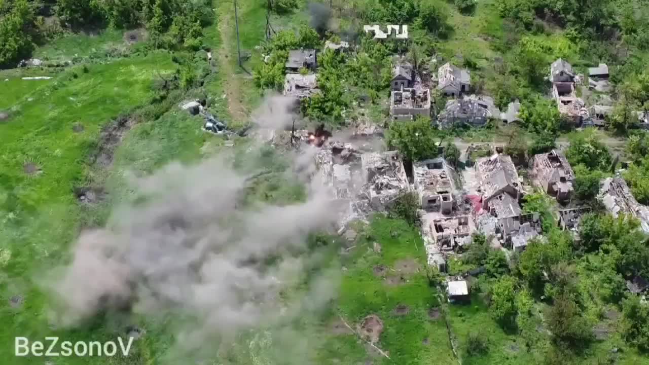 Russian Forces Destroy Ukrainian vehicles