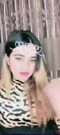 Bangladesh items girls live