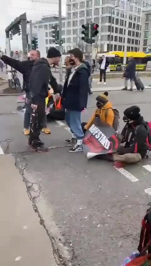 Linksradikale Klima Faschisten gehen der Bevölkerung auf den Sack