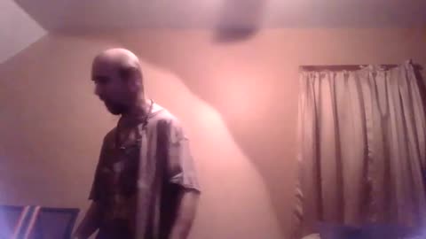 [Cyraxx Youtube 2021-6-29] LEAVE ME ALONE 1