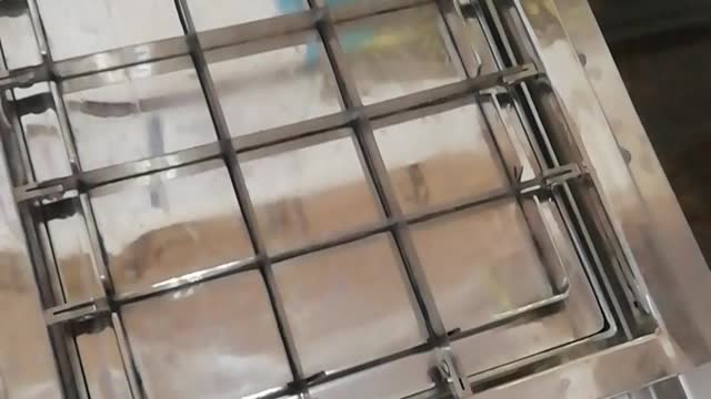 Paneer cutter