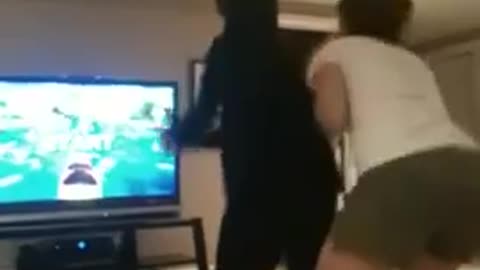 2 girls 1 wii