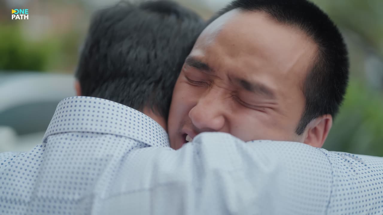 Chinese Dad LOSES IT After His Son Becomes A Muslim! Ep.1