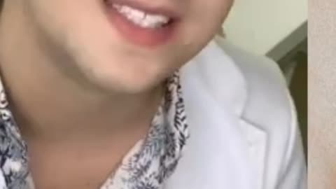 Miojo, Salchichas e Suco Tang...