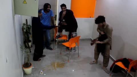 horror funny prank.