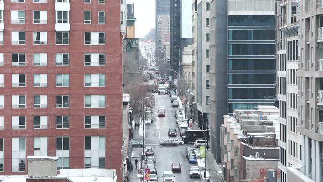 Recording Cars Moving Between Buildings