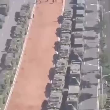 ⁣⁣China's Xiamen city is crowded with Battle tanks!!