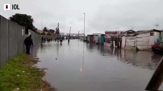 Torrential rain rocks Western Cape