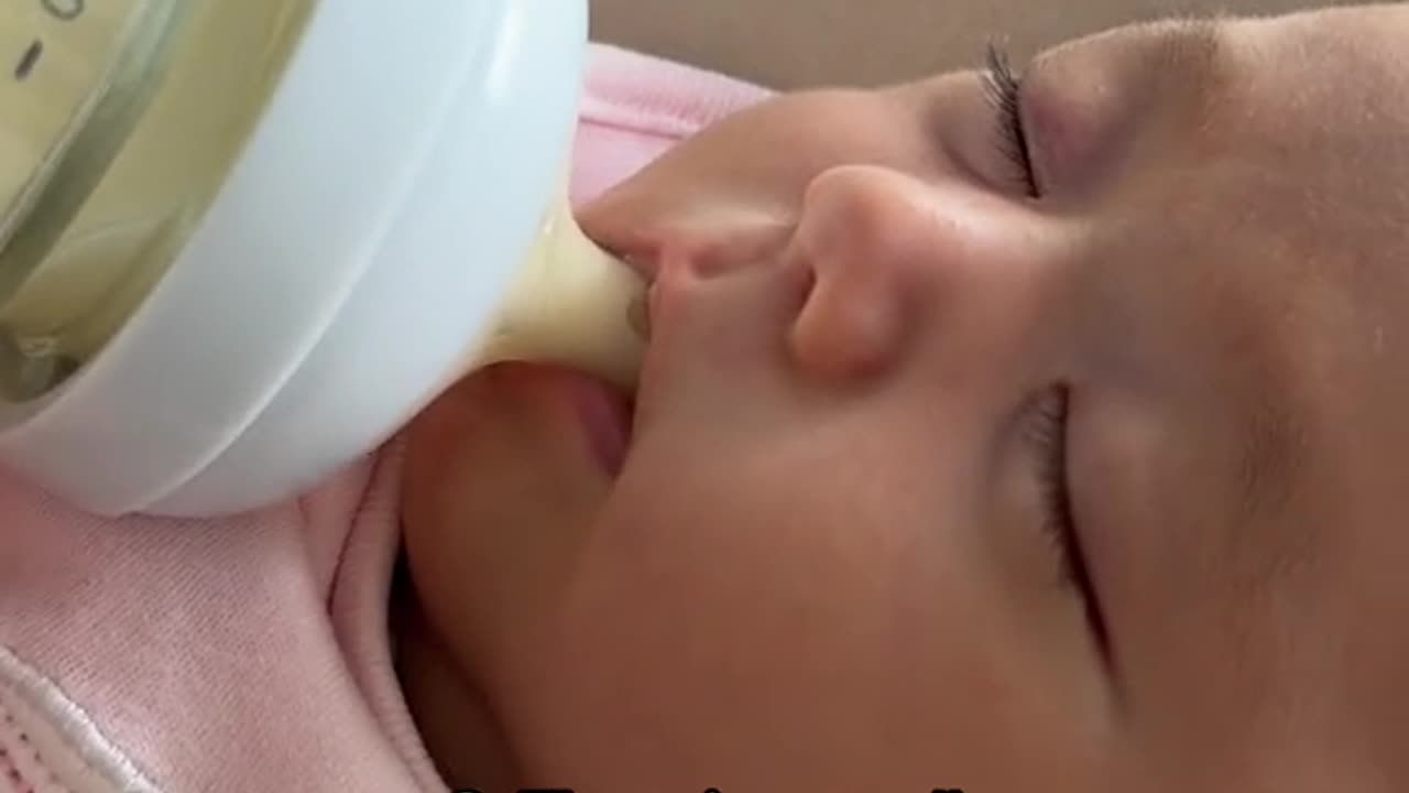 Newborn tips for when to stop feeding because they’re full