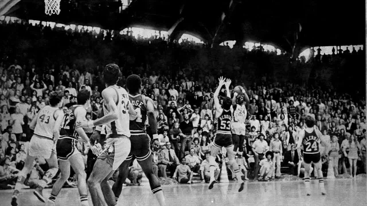 1974 Carolina vs dook - 8 pts 17 Seconds