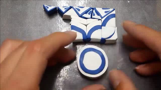 Complete and easy to learn to make small bowls out of soft clay. Part Seven.