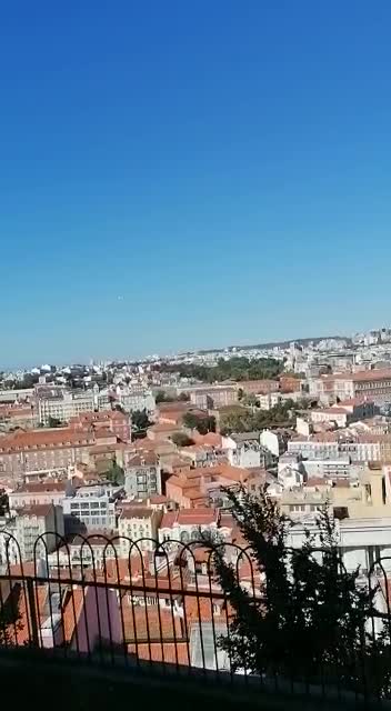 Watch this beautiful view in Lisbon