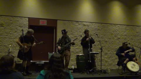 MegaCon 2012: Emerald Rose (2) - The Peat That Smokes The Barley