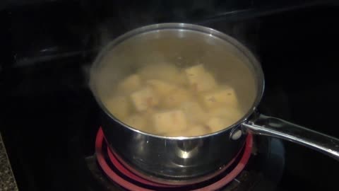 puppet making bacon mashed potatoes share with children