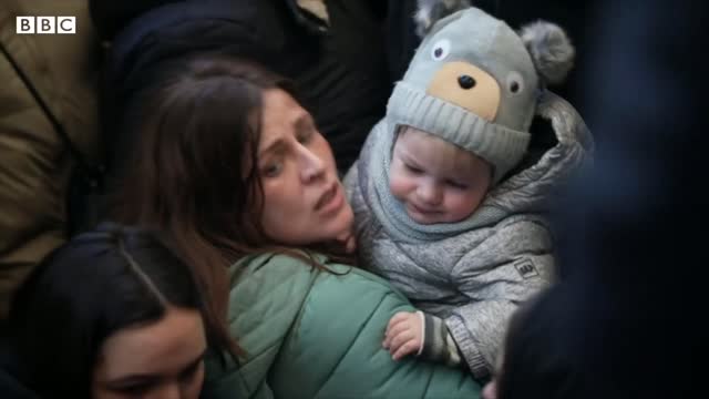 Russian attack on Ukrainian city Kharkiv was a war crime, says President Zelensky - BBC News