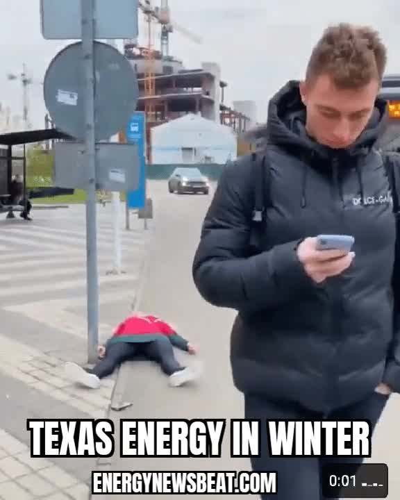 Somewhere in Texas - Energy takes a stroll