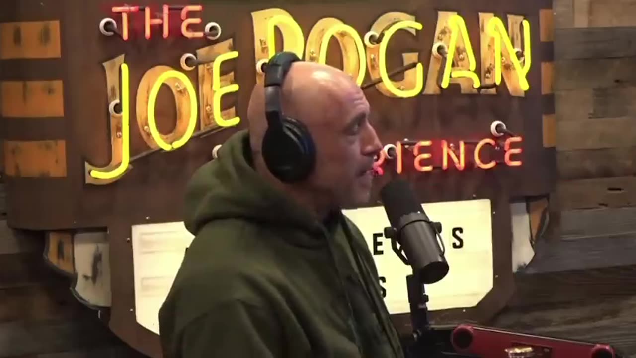 Cybertruck talk with JoeRogan and TheRock