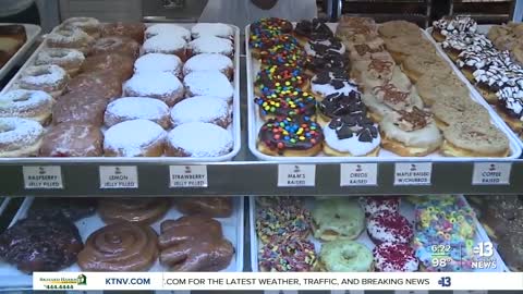 First Las Vegas location for Randy's Donuts opens