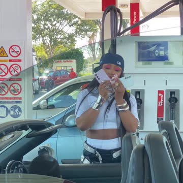 Kamo Mphela on her jet-setting adventures with the Samsung Galaxy A55 5G