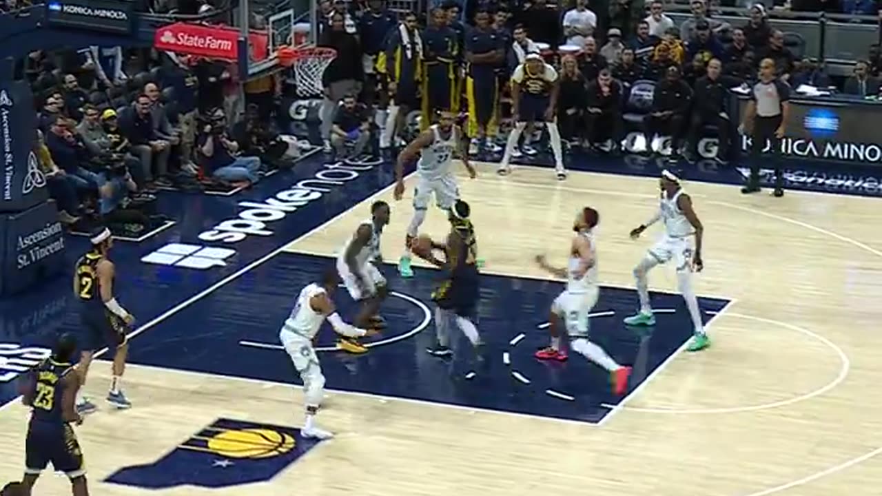 Siakam Dunks on Edwards! Pacers Lead with 2 Minutes to Go!