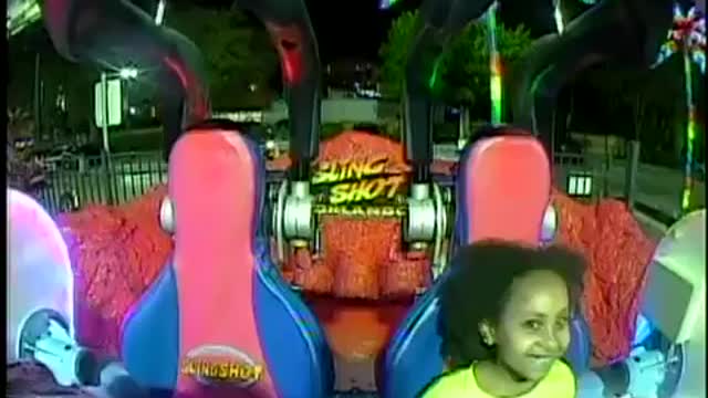 Very Funny video Ethiopian Mom and daughter freak out during Orlando Slingshot ride