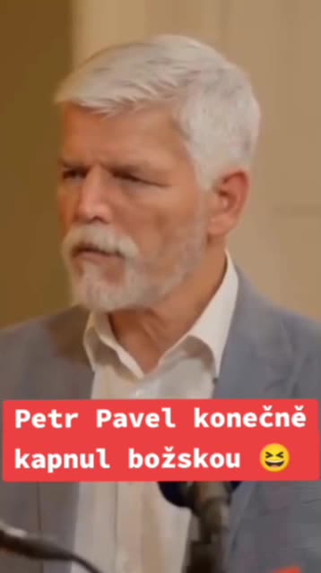 PE PA kápnul božskou