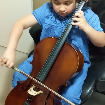 Jolanda - Cello Practise