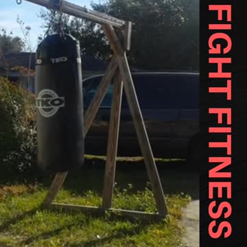 Bare Knuckles Heavy Bag Training!