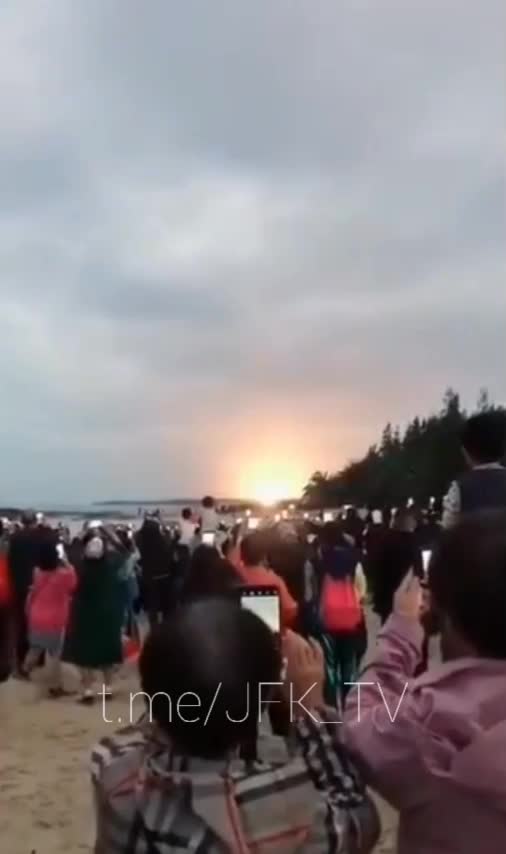 China - fusion reactor ignited an artificial "sun" for 17 minutes.