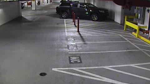 6120RHOBG2G204ALobby4Entrance_2021-01-06_15h20min02s863ms.mp4