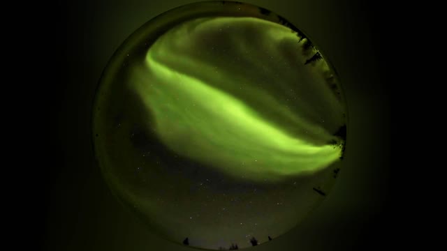 Polar lights after a burst with minimal solar activity