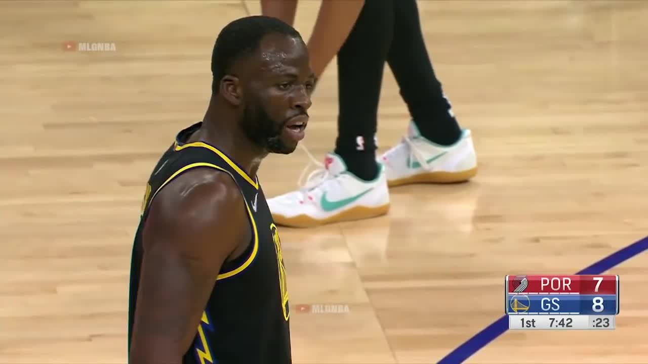 Draymond Green begging to get tossed