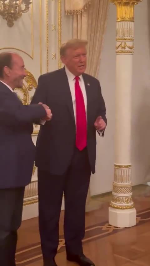 Having a blast at Mar-A-Lago!