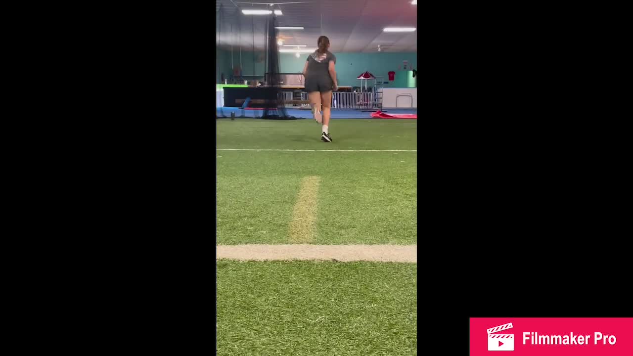 Sara Maple workout video