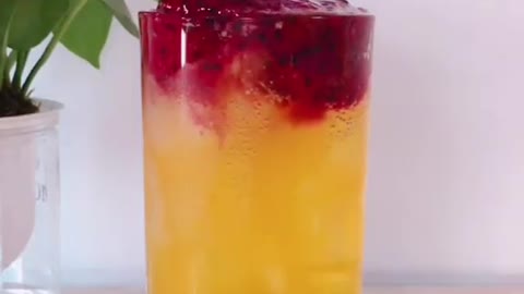 On days off, I make a glass of juice for my girlfriend