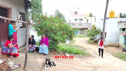 Rolex Real Prank On Aunty's 😎-Rolex 🔥-#vidiQ #Hashtags #BestYouTubeChromeExtension #MoreViews #shorts @viral #fny