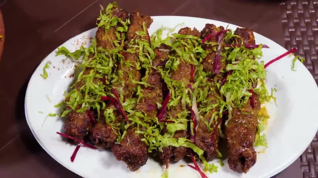 Pakistan Street Food at Night!! Vegans Won’t Survive Here-13