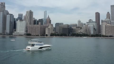 Chicago, Prestige yachts