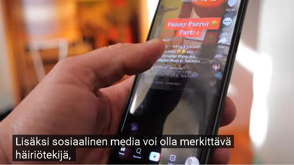 Elon Musk - Poistakaa FaceB Messenger, WhatsApp ym
