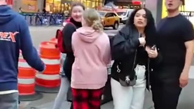 TimesSquare manhole cover explosion leaves people sprinting away in panic