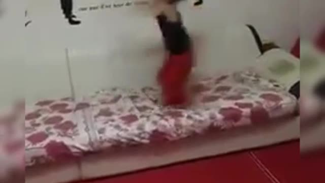 6 year old small girl Amazing Talent for 53 sec 80 nonstop back flips