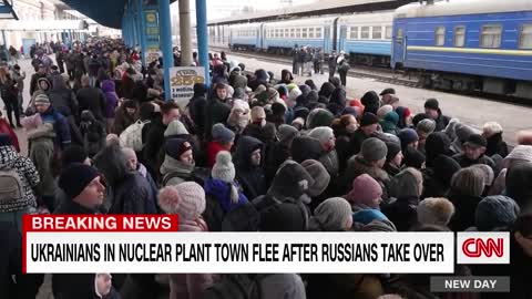 Families flee Zaporizhzhia, Ukraine, on packed trains after Russians seize nucle