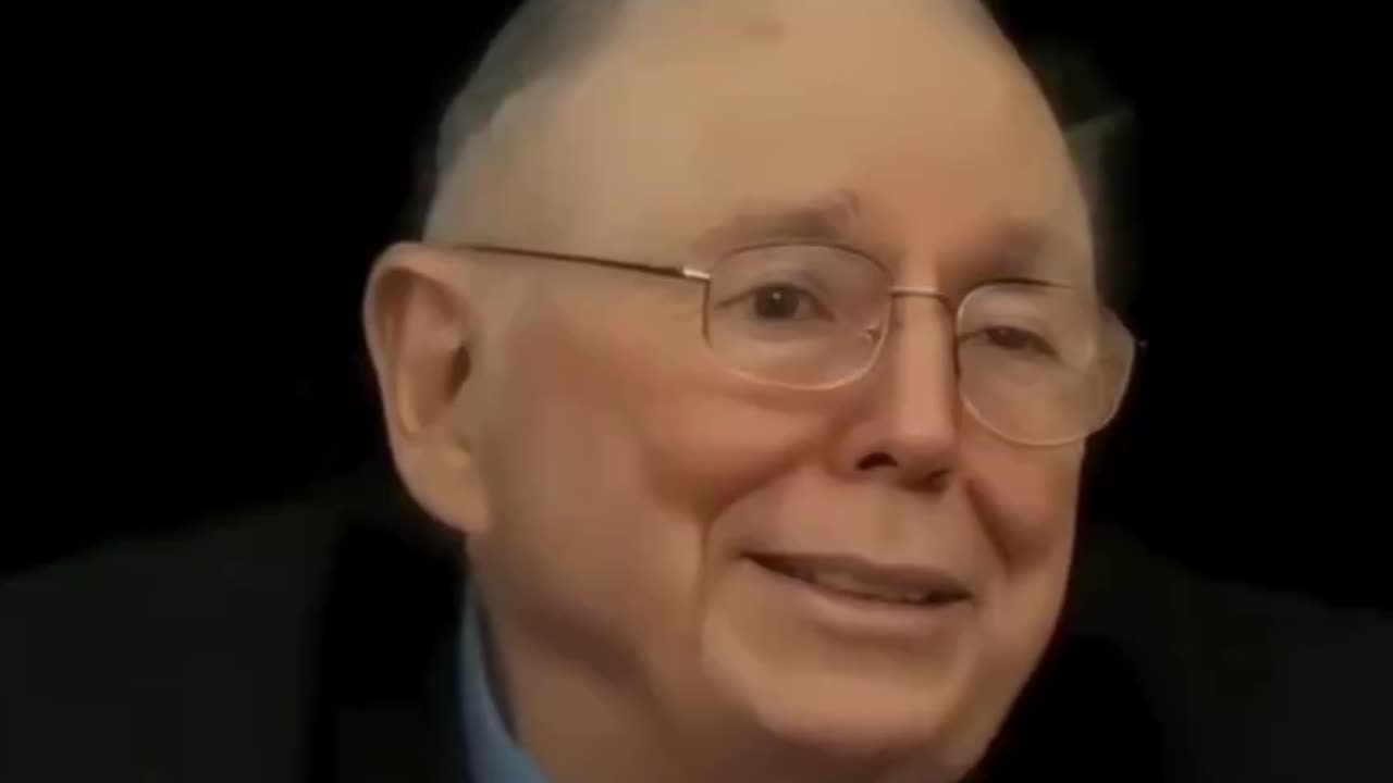 Rude journalist asks why Charlie Munger is 'poorer' than Buffett