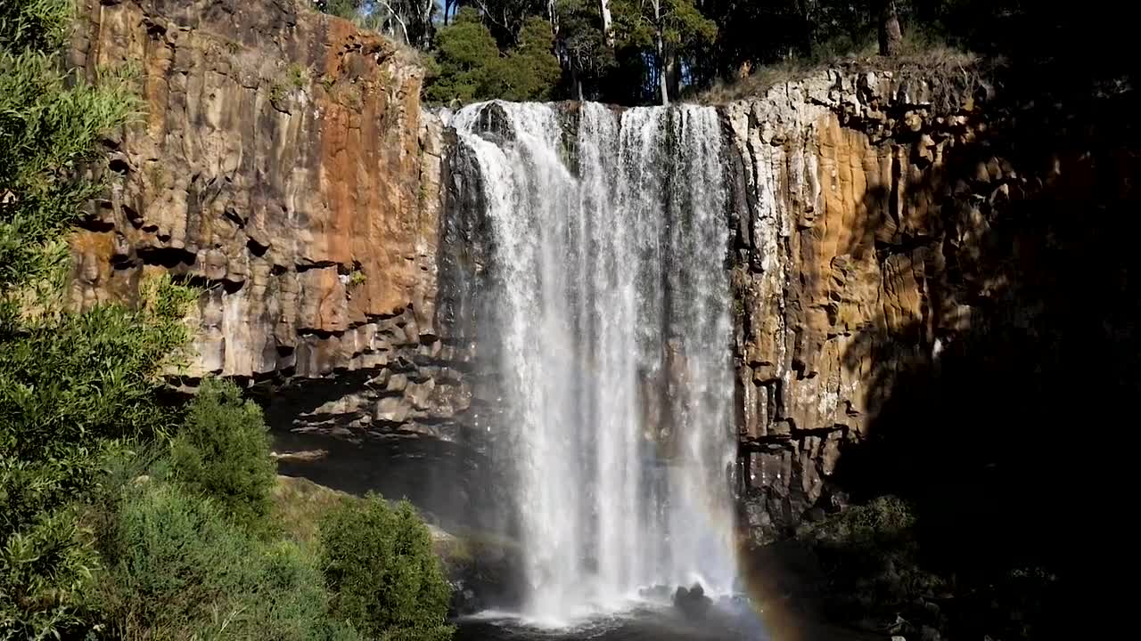 Nature & Natural Waterfall