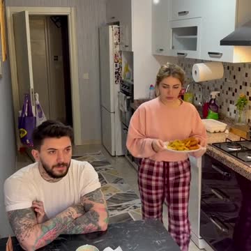 funny|prank|jokes|funny jokes|dad jokes|funny memes|funny video|fun|laughing|funny animal|knock