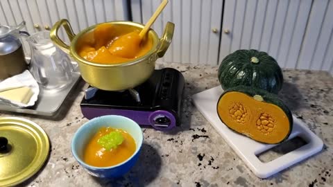 Re-cook with real pumpkin soup in the mini kitchen