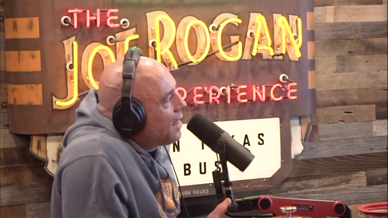 UFO Abduction Story! Joe Rogan, Ari Shaffir & Shane Gillis #jre