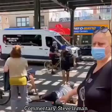 A typical day in NYC: thieves everywhere