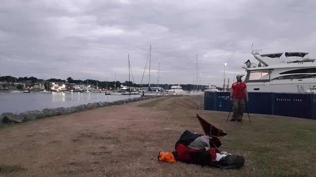 Setting up the GoPro for timelapse. Riverside vlog